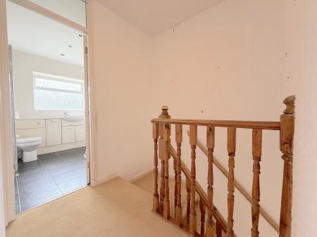 3 bedroom Semi-detached house for sale in Roderick Drive, Wednesfield, Wolverhampton, WV11