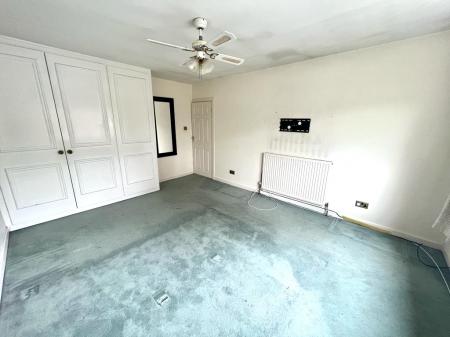 3 bedroom Detached house to let in Finchfield Hill, Finchfield, Wolverhampton, WV3
