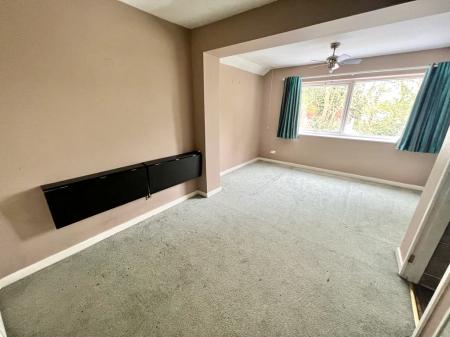 3 bedroom Detached house to let in Finchfield Hill, Finchfield, Wolverhampton, WV3