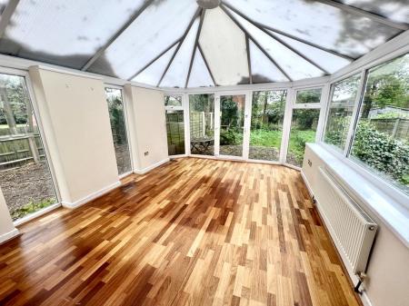 3 bedroom Detached house to let in Finchfield Hill, Finchfield, Wolverhampton, WV3