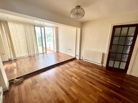 3 bedroom Detached house to let in Finchfield Hill, Finchfield, Wolverhampton, WV3