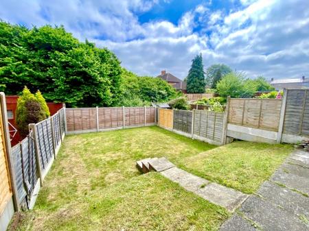 3 bedroom Semi-detached house to let in Harding Street, Bilston, WV14