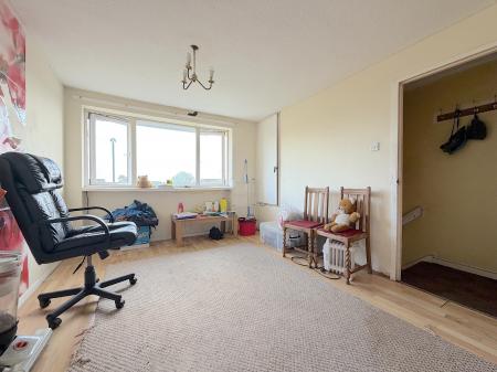 1 bedroom Maisonette for sale in Birch Coppice Gardens, Willenhall, Wolverhampton, WV12