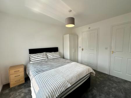 2 bedroom Apartment for sale in Key Gardens, Heath Town, Wolverhampton, WV10