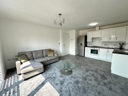 2 bedroom Apartment for sale in Key Gardens, Heath Town, Wolverhampton, WV10