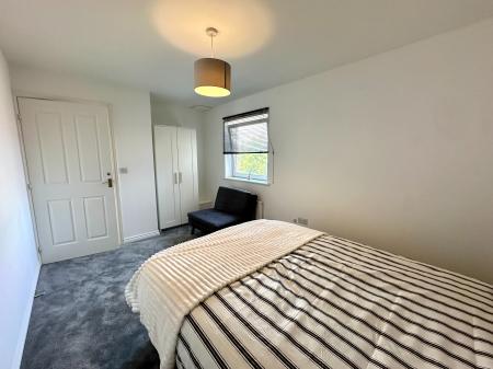 2 bedroom Apartment for sale in Key Gardens, Heath Town, Wolverhampton, WV10