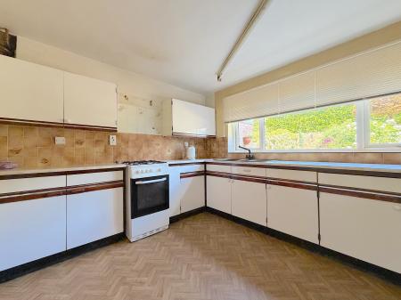 3 bedroom Detached house for sale in Pentland Gardens, Compton, Wolverhampton, WV3