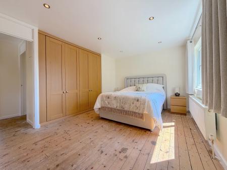 3 bedroom Detached house for sale in Pentland Gardens, Compton, Wolverhampton, WV3