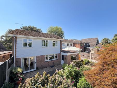 3 bedroom Detached house for sale in Pentland Gardens, Compton, Wolverhampton, WV3