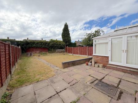 3 bedroom Semi-detached house for sale in Sudbury Close, Wednesfield, Wolverhampton, WV11