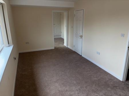 1 bedroom Flat to let in Lichfield Road, Wednesfield, WV11