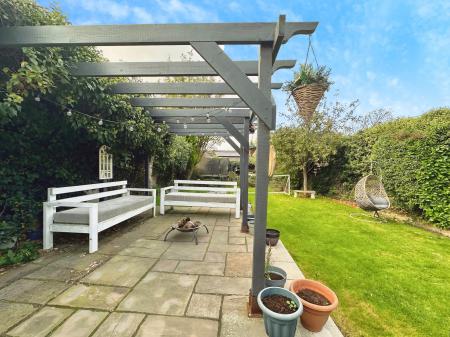 4 bedroom Detached house for sale in Old Park Road, Wednesbury, WS10