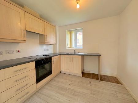 2 bedroom Flat for sale in Tame Crossing, Wednesbury, WS10