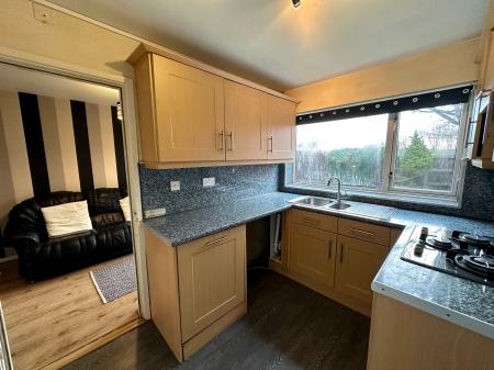 3 bedroom Semi-detached house for sale in Wakes Road, Wednesbury, WS10