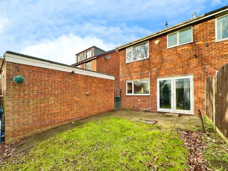 3 bedroom Semi-detached house for sale in Wakes Road, Wednesbury, WS10