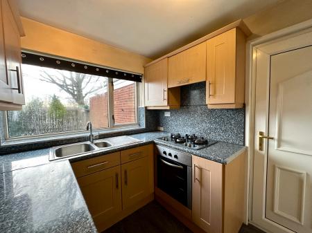 3 bedroom Semi-detached house for sale in Wakes Road, Wednesbury, WS10