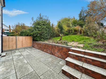 4 bedroom Detached house for sale in Stoney Lane, Bloxwich, Walsall, WS3