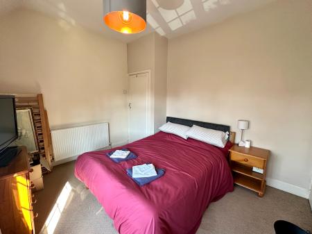3 bedroom Semi-detached house for sale in Selmans Hill, Bloxwich, Walsall, WS3