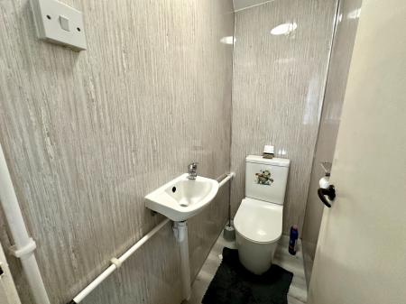 3 bedroom Semi-detached house for sale in Buildwas Close, Mossley, Walsall, WS3