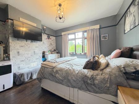 3 bedroom Semi-detached house for sale in Huntington Terrace Road, Cannock Town Centre, Cannock, WS11