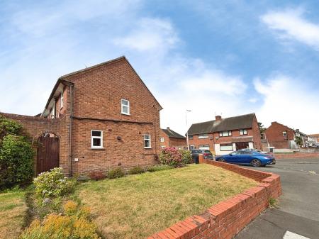 2 bedroom End of terrace house for sale in Meredith Road, Wednesfield, Wolverhampton, WV11