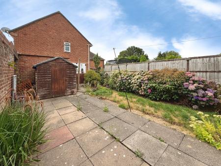 2 bedroom End of terrace house for sale in Meredith Road, Wednesfield, Wolverhampton, WV11