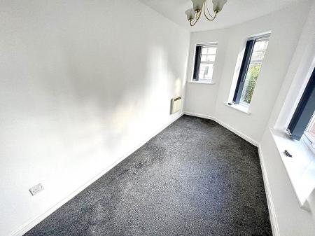 2 bedroom Apartment to let in Pennant Court, Penn Road, Penn, Wolverhampton, WV3