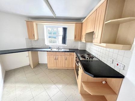 2 bedroom Apartment to let in Pennant Court, Penn Road, Penn, Wolverhampton, WV3