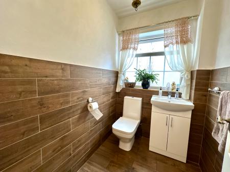5 bedroom Detached house for sale in Cannock Road, Westcroft, Wolverhampton, WV10