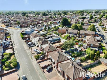 3 bedroom Semi-detached house for sale in Dilloways Lane, Wolverhampton, WV13