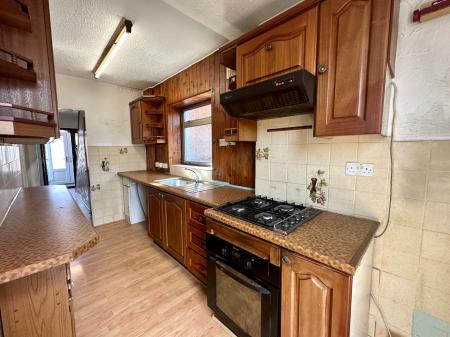 3 bedroom Semi-detached house for sale in Dilloways Lane, Wolverhampton, WV13