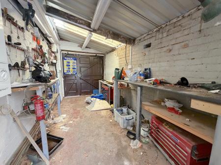 3 bedroom Semi-detached house for sale in Wimborne Road, Fallings Park, Wolverhampton, WV10