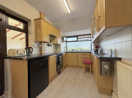 3 bedroom Semi-detached house for sale in Wimborne Road, Fallings Park, Wolverhampton, WV10