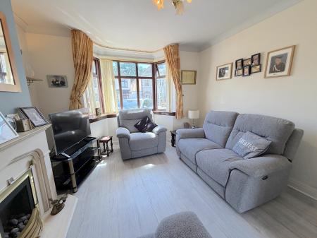3 bedroom Semi-detached house for sale in Wimborne Road, Fallings Park, Wolverhampton, WV10