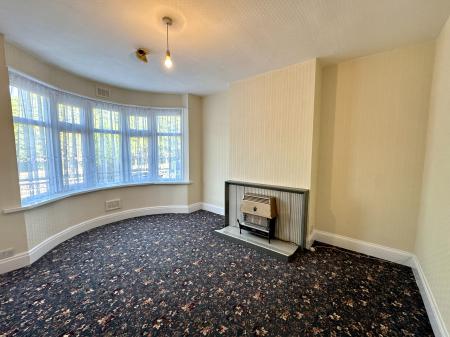 3 bedroom Semi-detached house for sale in Birmingham New Road, Wolverhampton, WV4