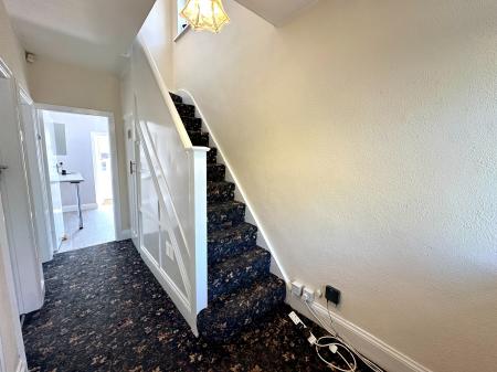 3 bedroom Semi-detached house for sale in Birmingham New Road, Wolverhampton, WV4