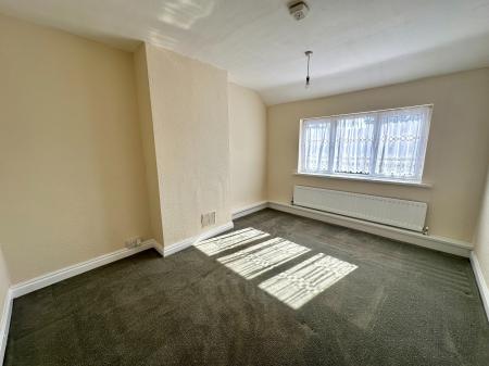 3 bedroom Semi-detached house for sale in Birmingham New Road, Wolverhampton, WV4