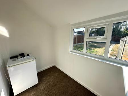 3 bedroom Semi-detached house for sale in Birmingham New Road, Wolverhampton, WV4