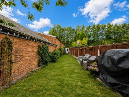 2 bedroom End of terrace house for sale in Wellington Terrace Wellington Place, Willenhall, WV13