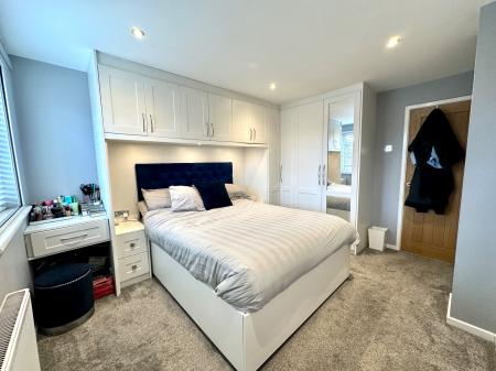 4 bedroom Semi-detached house for sale in Hawkswell Drive, Willenhall, Wolverhampton, WV13