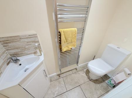 4 bedroom Semi-detached house for sale in Peach Road, Willenhall, Wolverhampton, WV12