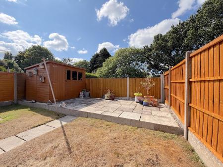 4 bedroom Semi-detached house for sale in Peach Road, Willenhall, Wolverhampton, WV12