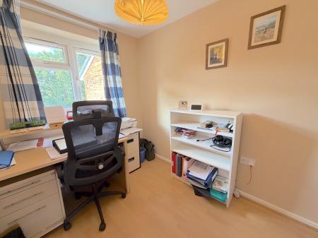 4 bedroom Semi-detached house for sale in Peach Road, Willenhall, Wolverhampton, WV12