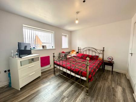 4 bedroom Town house for sale in Lancaster Drive, Wolverhampton, WV11