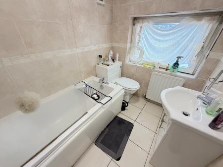 3 bedroom Semi-detached house for sale in Stourbridge Road, Russells Hall, Dudley, DY1