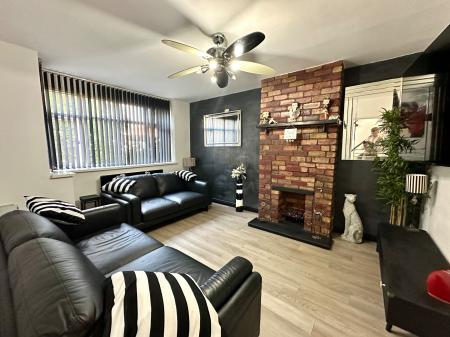 3 bedroom Semi-detached house for sale in Fairview Crescent, Wolverhampton, WV11