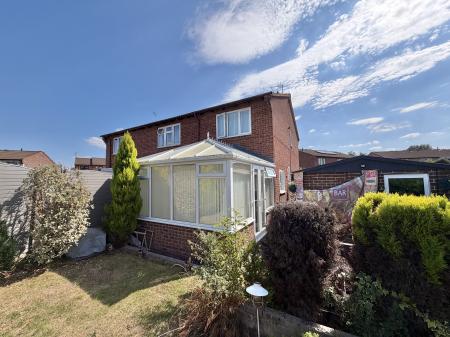 2 bedroom End of terrace house for sale in Exbury Close, Pendeford, Wolverhampton, WV9