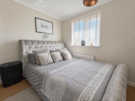 2 bedroom End of terrace house for sale in Exbury Close, Pendeford, Wolverhampton, WV9