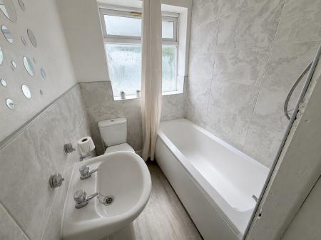 3 bedroom Semi-detached house for sale in Deans Road, East Park, Wolverhampton, WV1