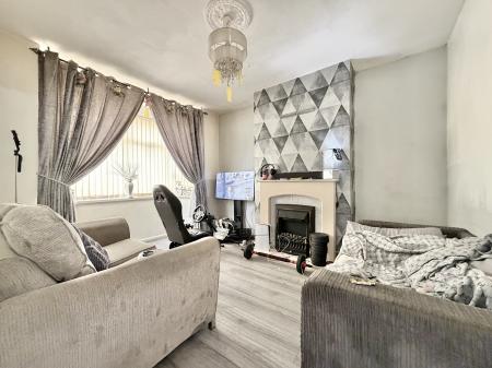 3 bedroom Semi-detached house for sale in Deans Road, East Park, Wolverhampton, WV1